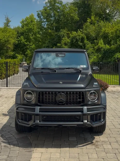 Matte black Mercedes-AMG G63 after an exterior detail